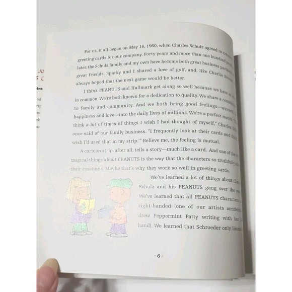 Joy of a Peanuts Christmas Hardcover Book Hallmark Charlie Brown Snoopy VTG 2000 - Picture 10 of 16